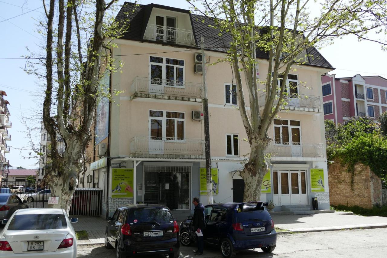Apartments Na Beregu Soechoemi Buitenkant foto